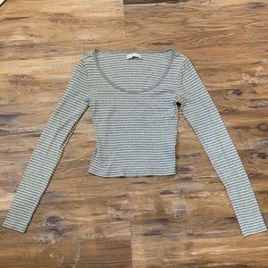 Abercrombie & Fitch Cropped Long Sleeve